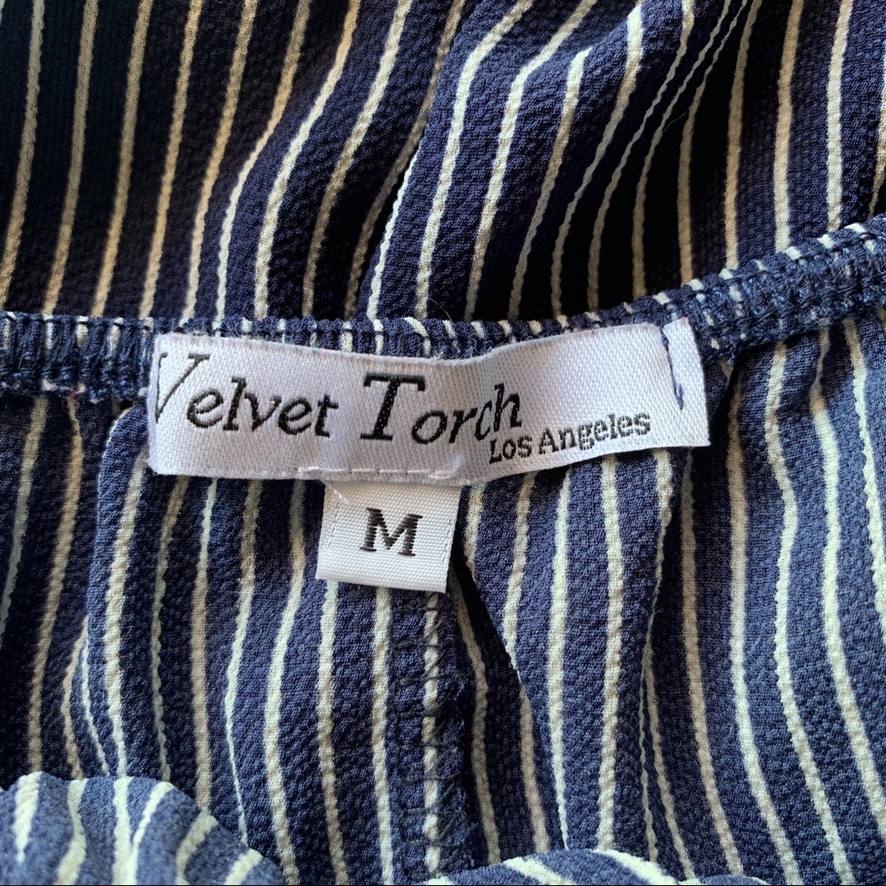 Bundle 2/$10 Nautical Ruffle Crop Top - Picture 4 of 4